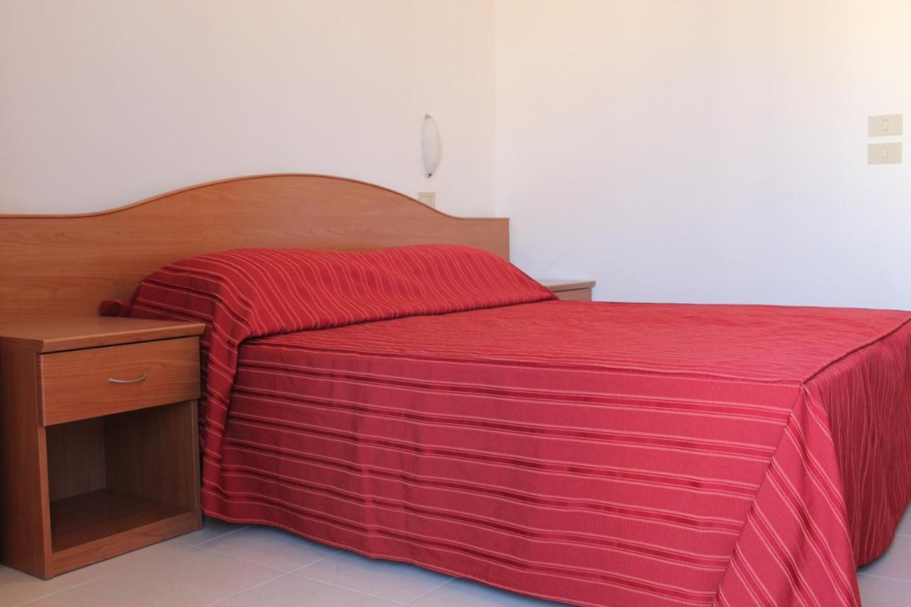 Hotel Vienna Caorle Dış mekan fotoğraf