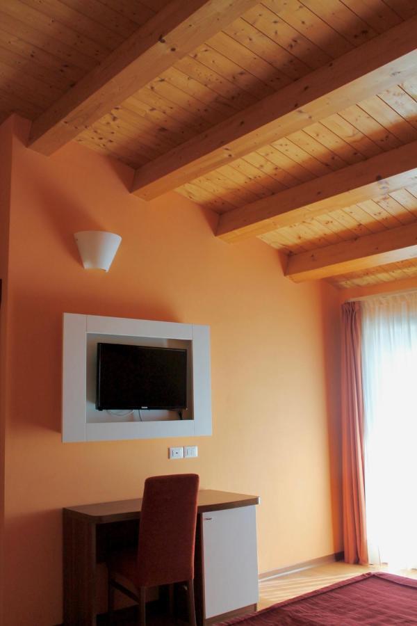 Hotel Vienna Caorle Dış mekan fotoğraf