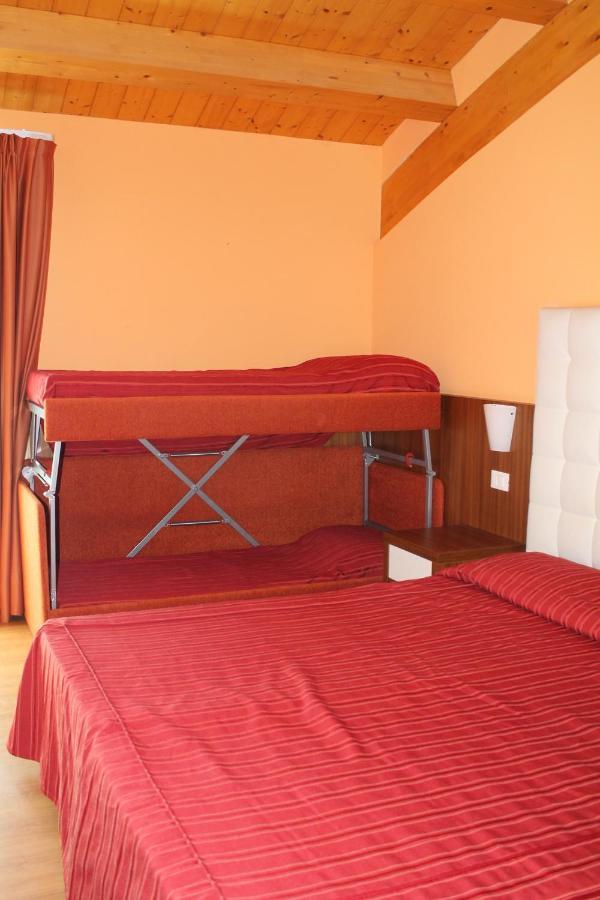 Hotel Vienna Caorle Dış mekan fotoğraf