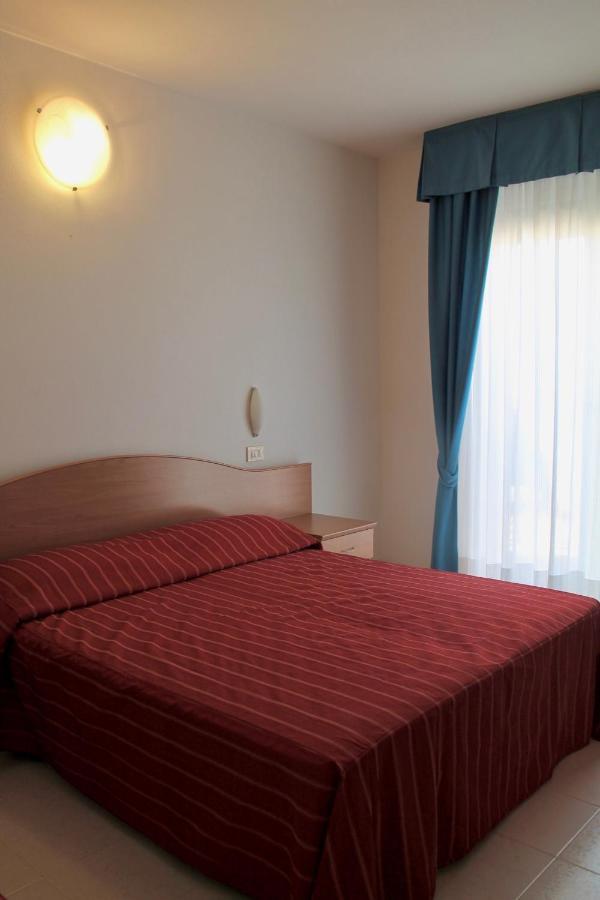 Hotel Vienna Caorle Dış mekan fotoğraf