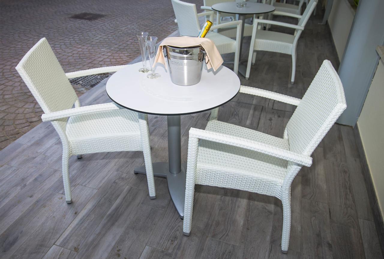 Hotel Vienna Caorle Dış mekan fotoğraf